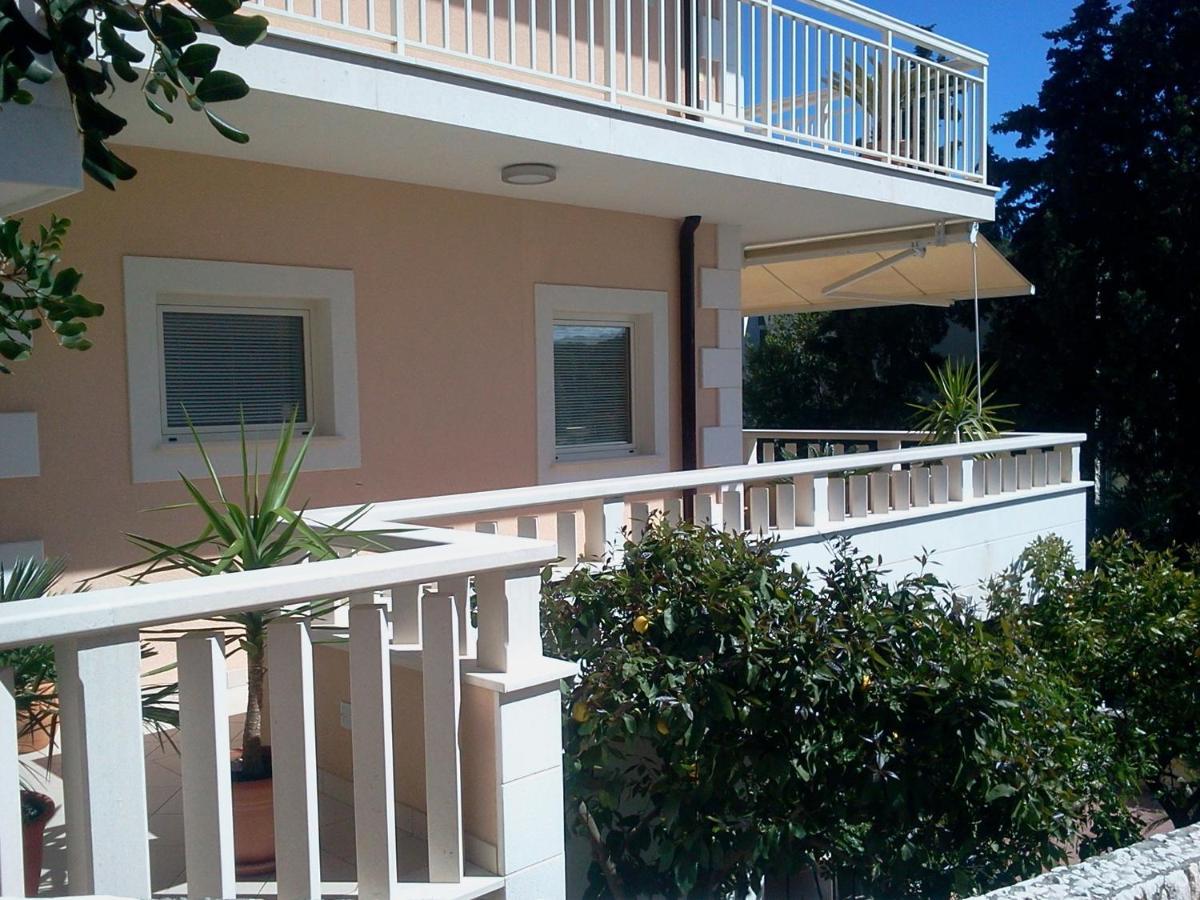 Apartments Jani Hvar Town Bagian luar foto