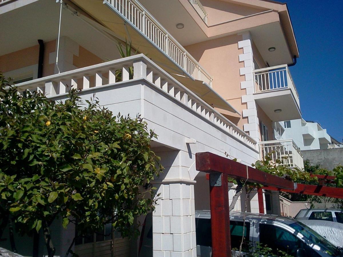 Apartments Jani Hvar Town Bagian luar foto