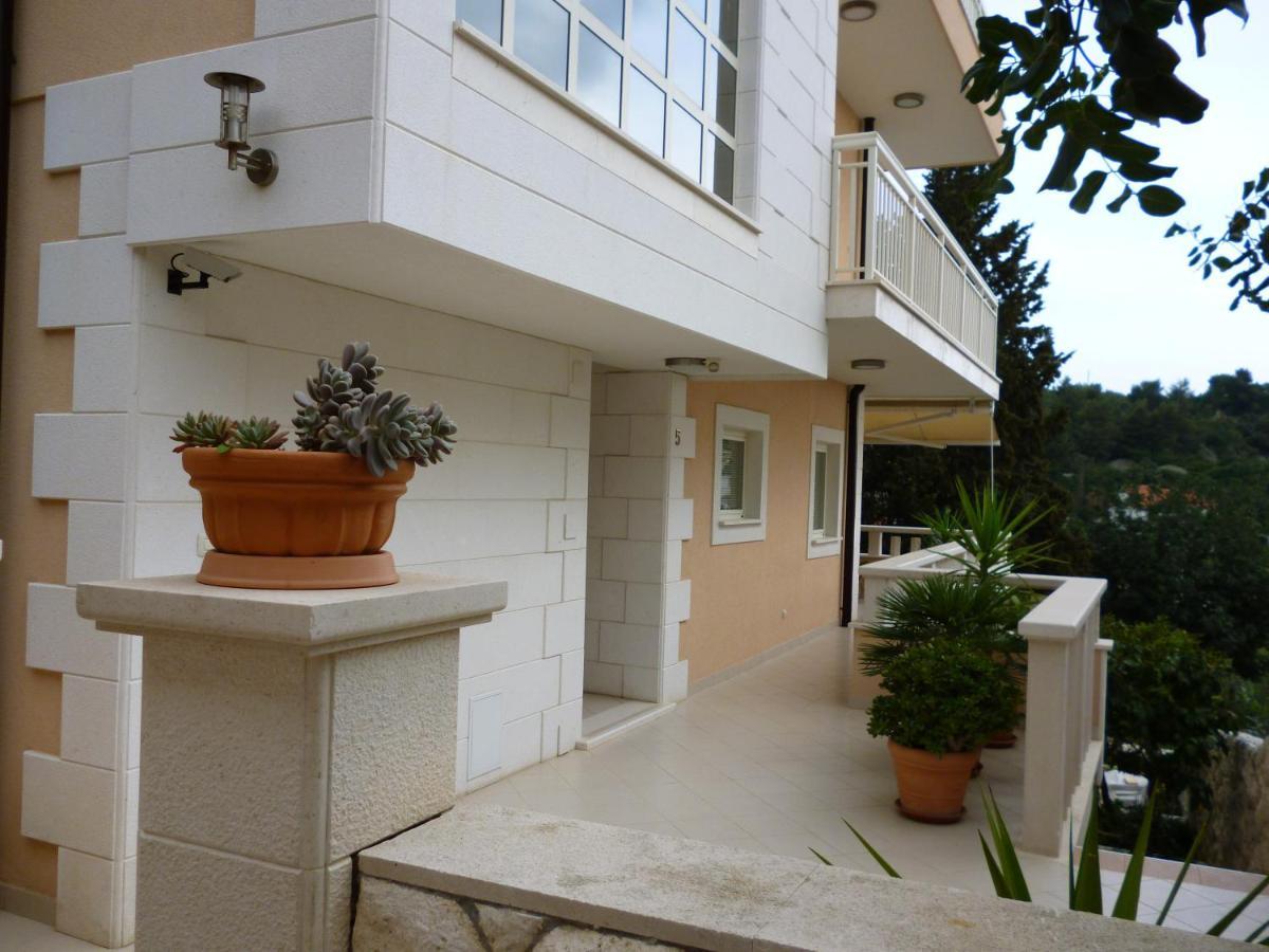 Apartments Jani Hvar Town Bagian luar foto
