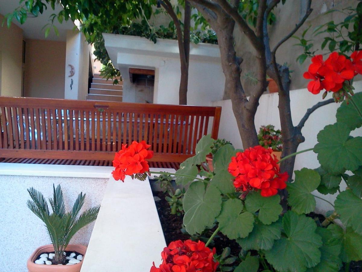 Apartments Jani Hvar Town Ruang foto